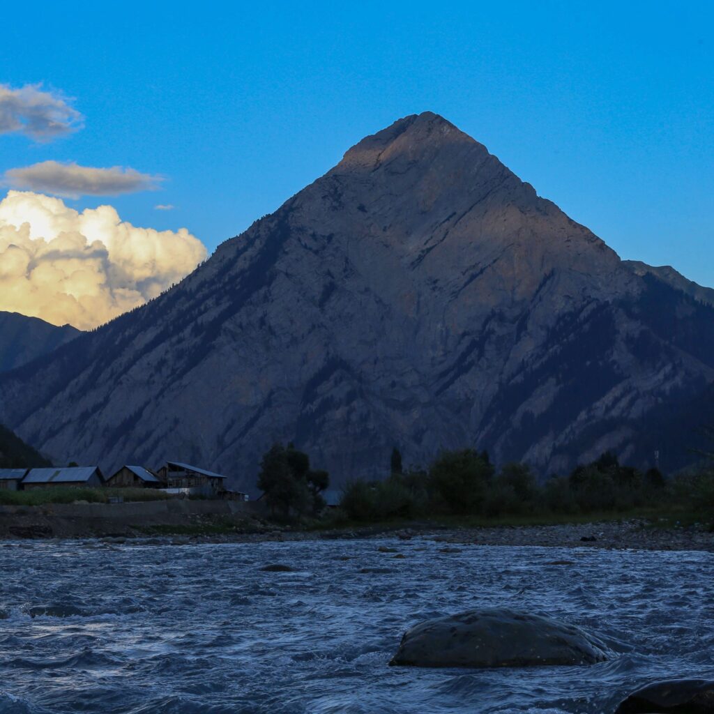 Patalwan-Lakes-Trek-scaled